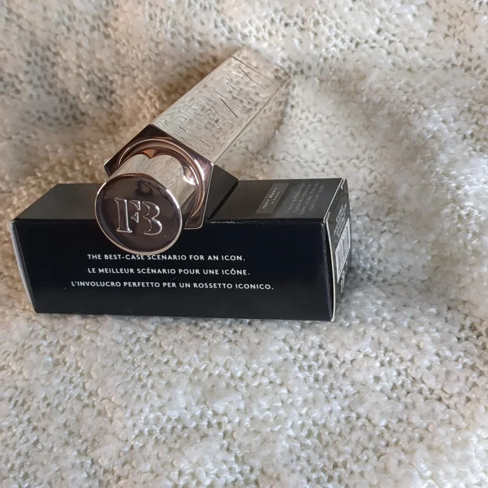 FENTY ICON 